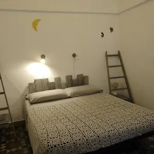 La Casa Della Pecora Nera , Brindisi Italia